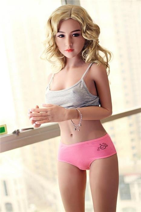 Carmel-140CM (4.5 ft)Bonde Hair Small Breast Sexdoll