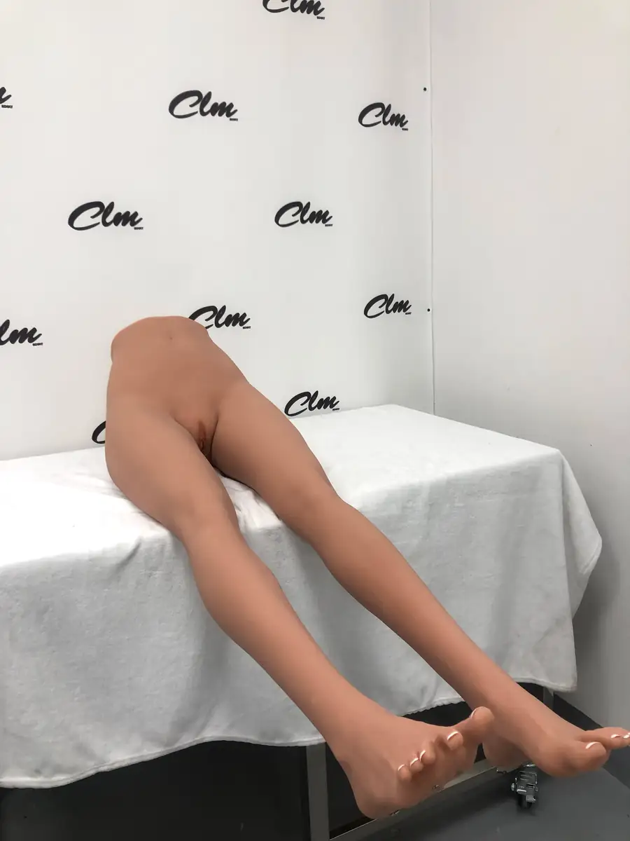 CLM Thin Leg Realistic TPE Lower Body – Thin Leg 2