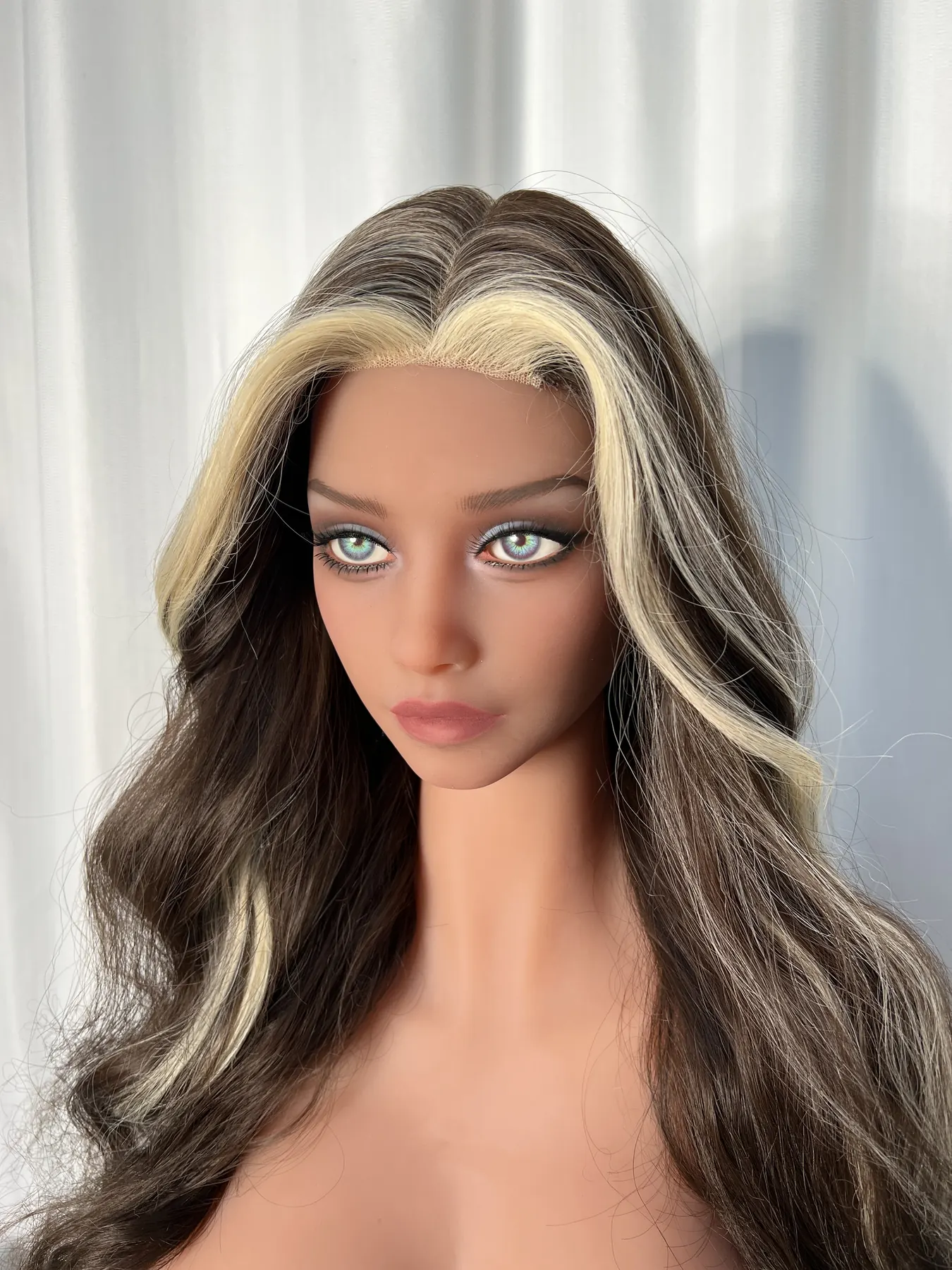 Xanthe Vale – 158cm Medium Bust TPE Custom Doll, Head 293 factory reference 4