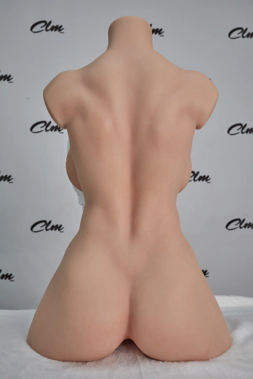 ULW 663 Nature Headless Silicone Torso 3