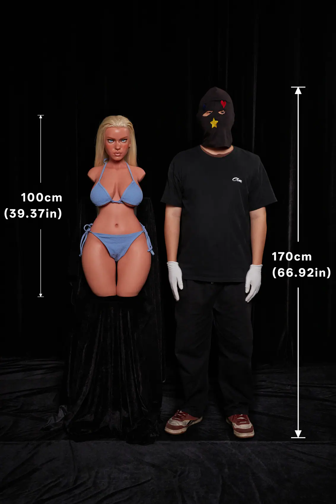 Fiora 883 Black ULW Silicone Torso with Head 1